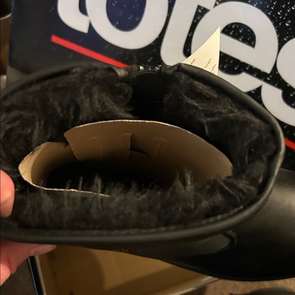 Totes Women's Black Ankle Booties - Picture 4 of 4